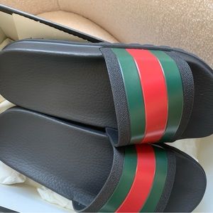 Gucci men slides
